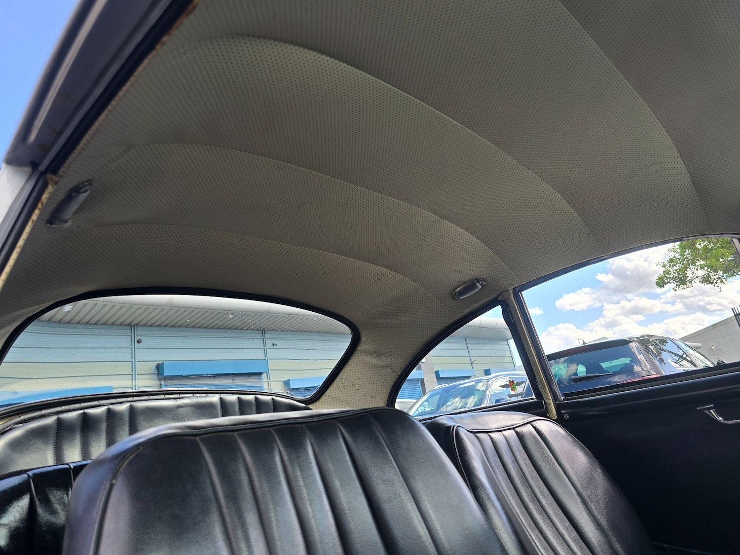 Used Porsche 356 for sale - 76476604: Photo 42