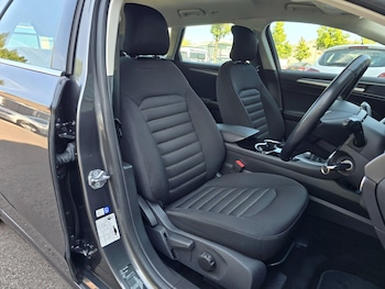 Used Ford Mondeo 2017 for sale - 79188652: Photo