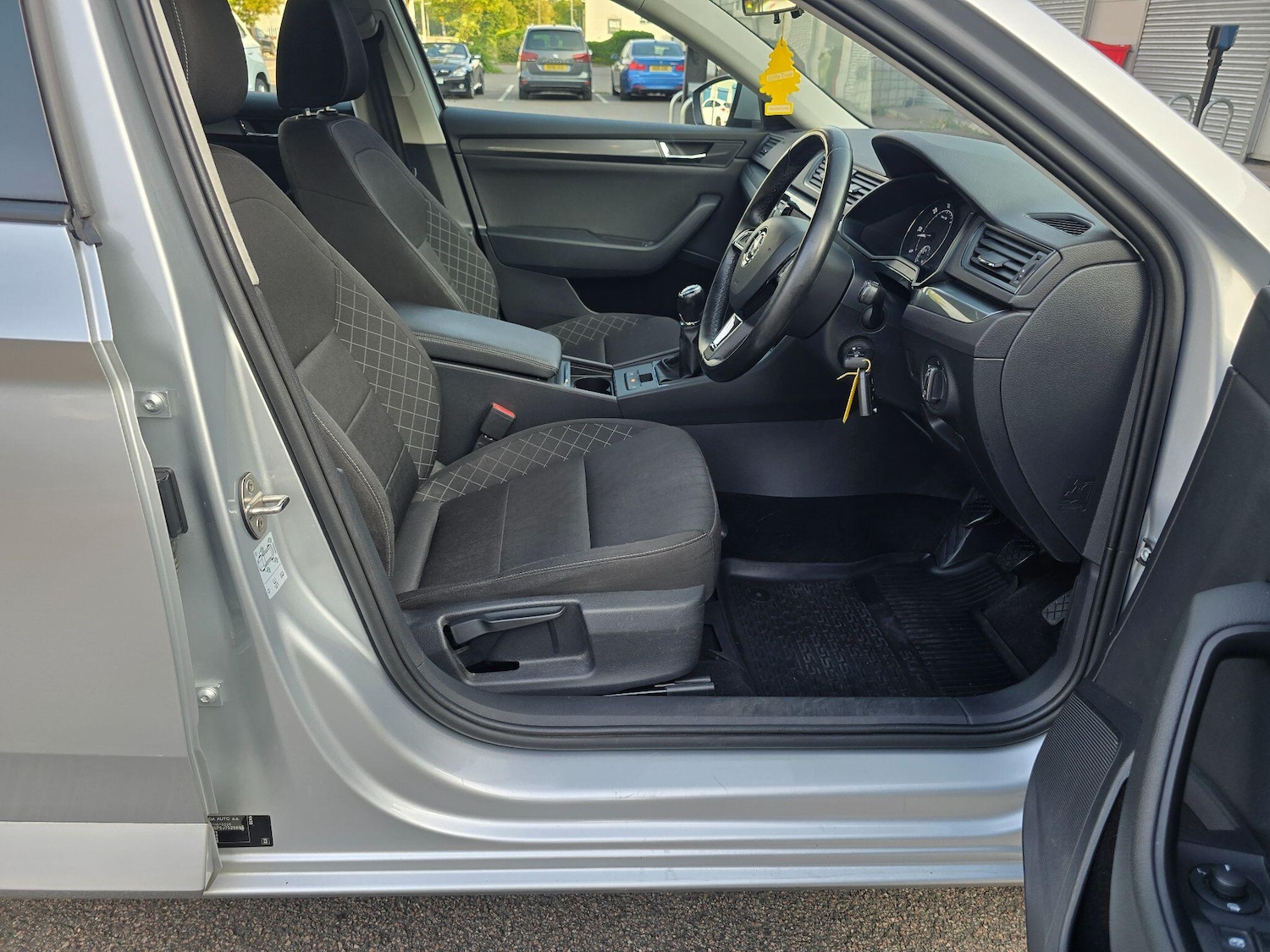 Vehicle 33