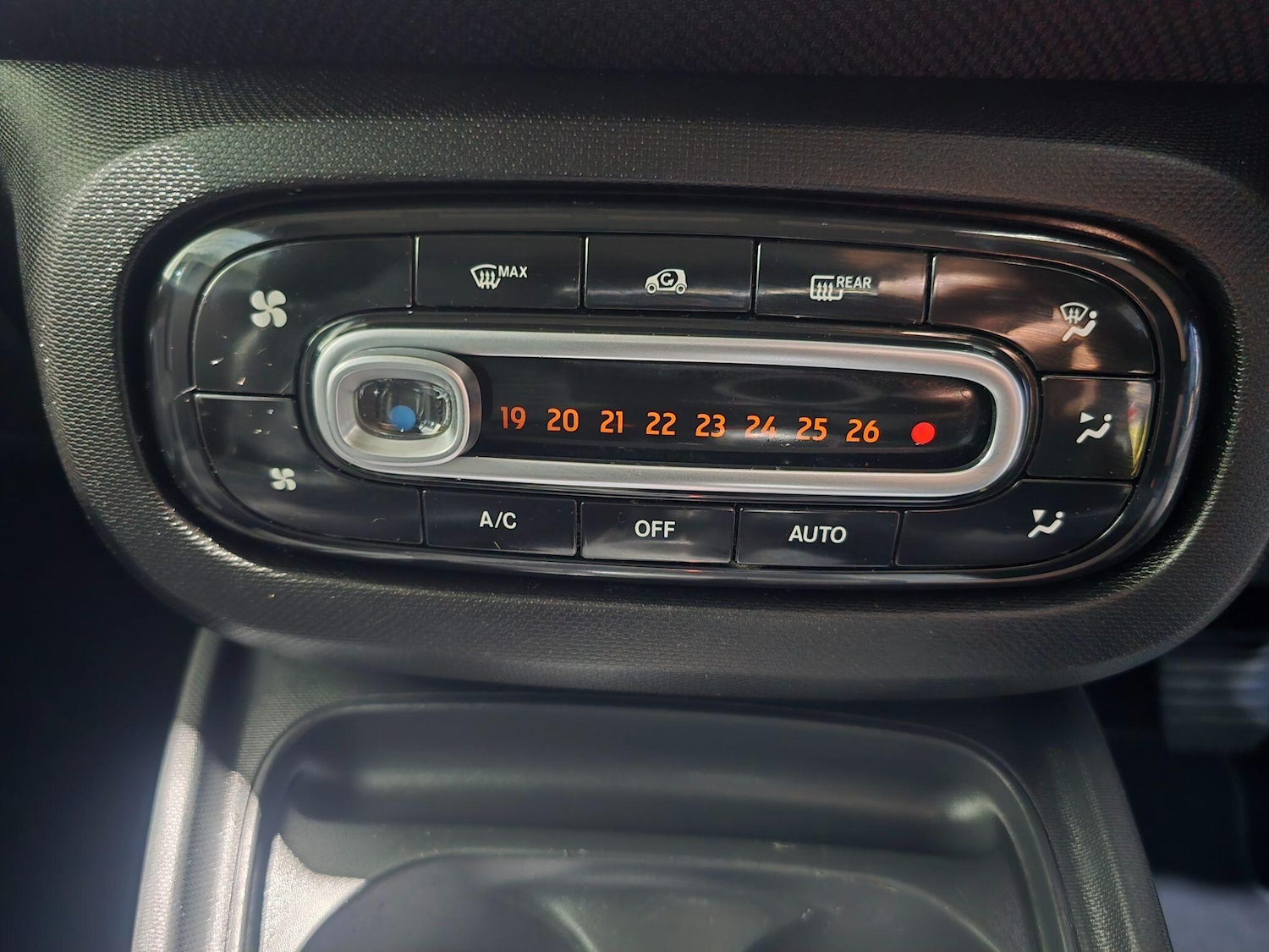 Used smart fortwo 2016 for sale - 77982425: Photo 13