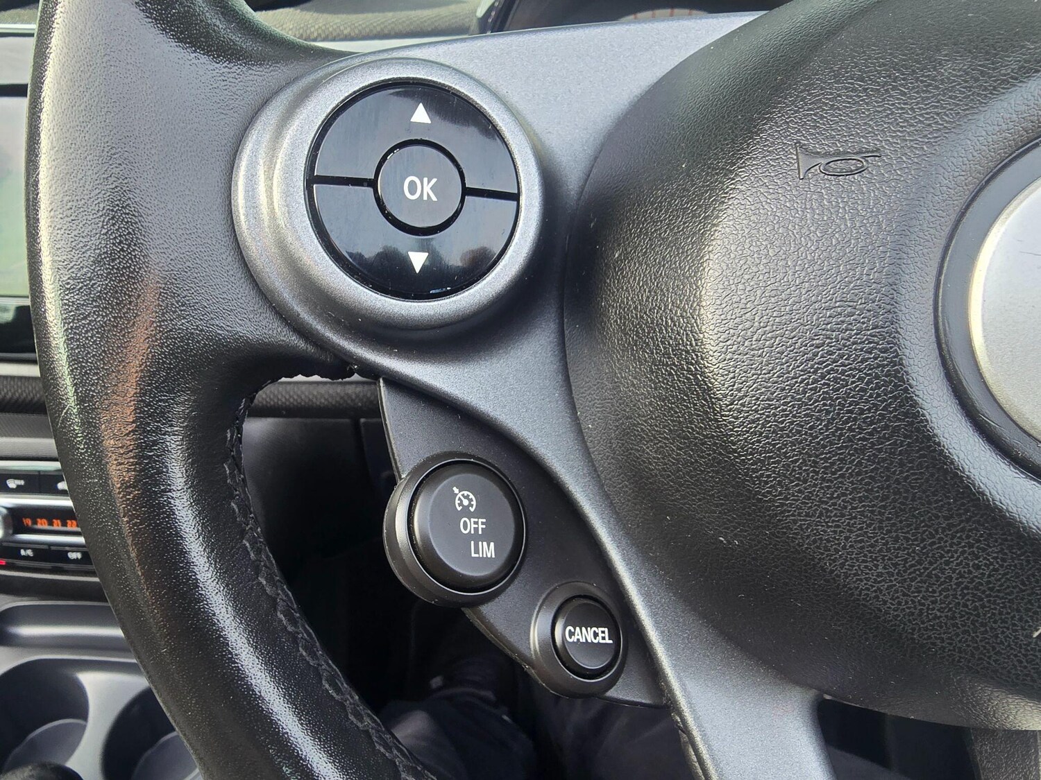 Used smart fortwo 2016 for sale - 77982425: Photo 29