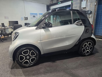 Used smart fortwo 2016 for sale - 77982425: Photo