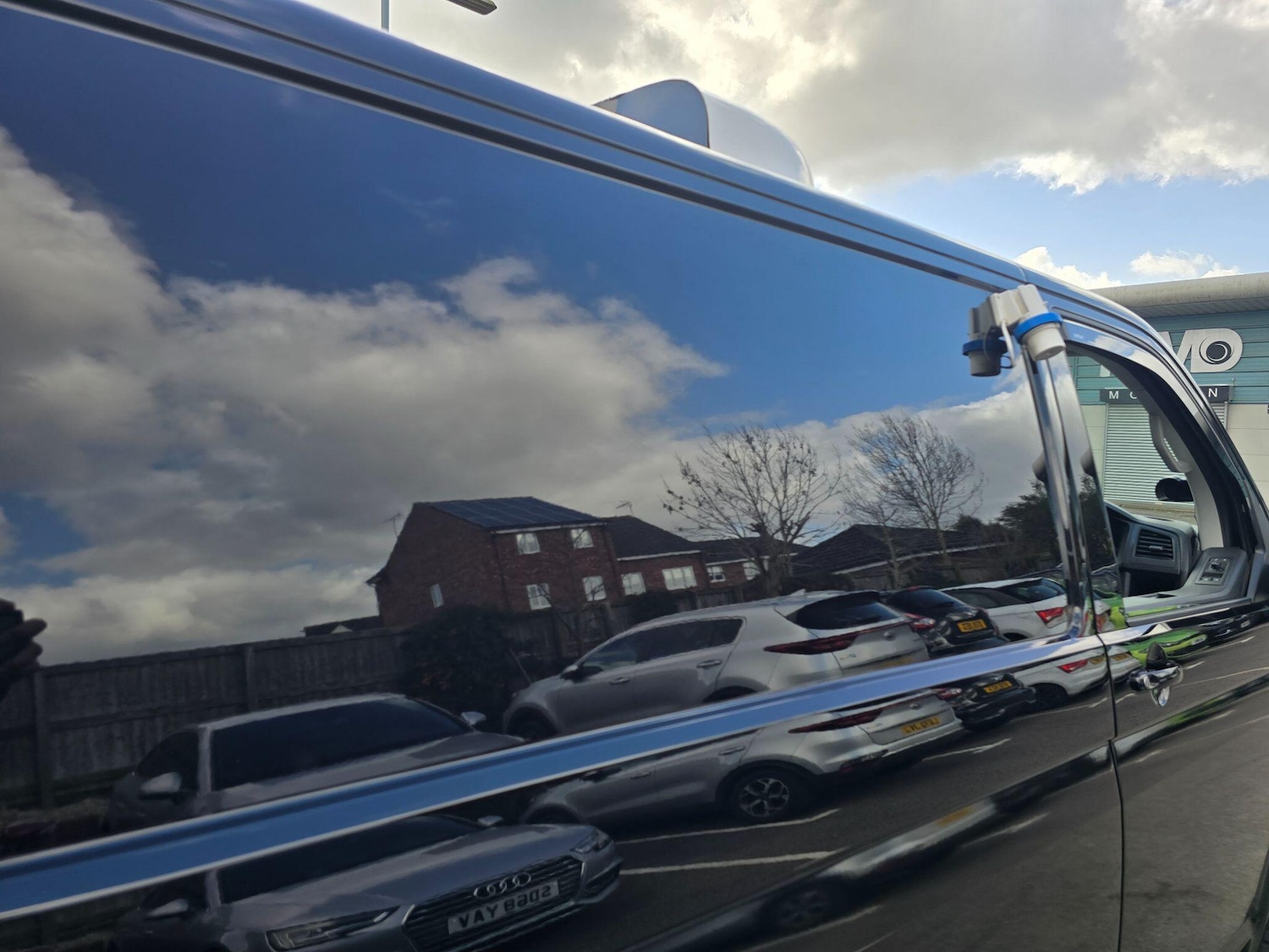 Used Volkswagen Transporter 2017 for sale - 77839515: Photo 98