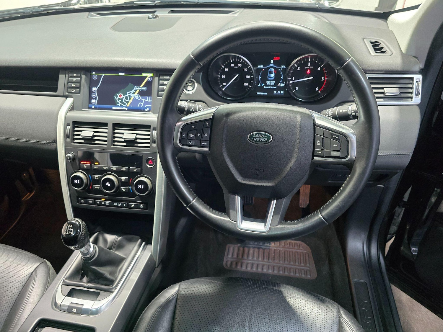 Used Land Rover Discovery Sport 2018 for sale - 76175397: Photo 10