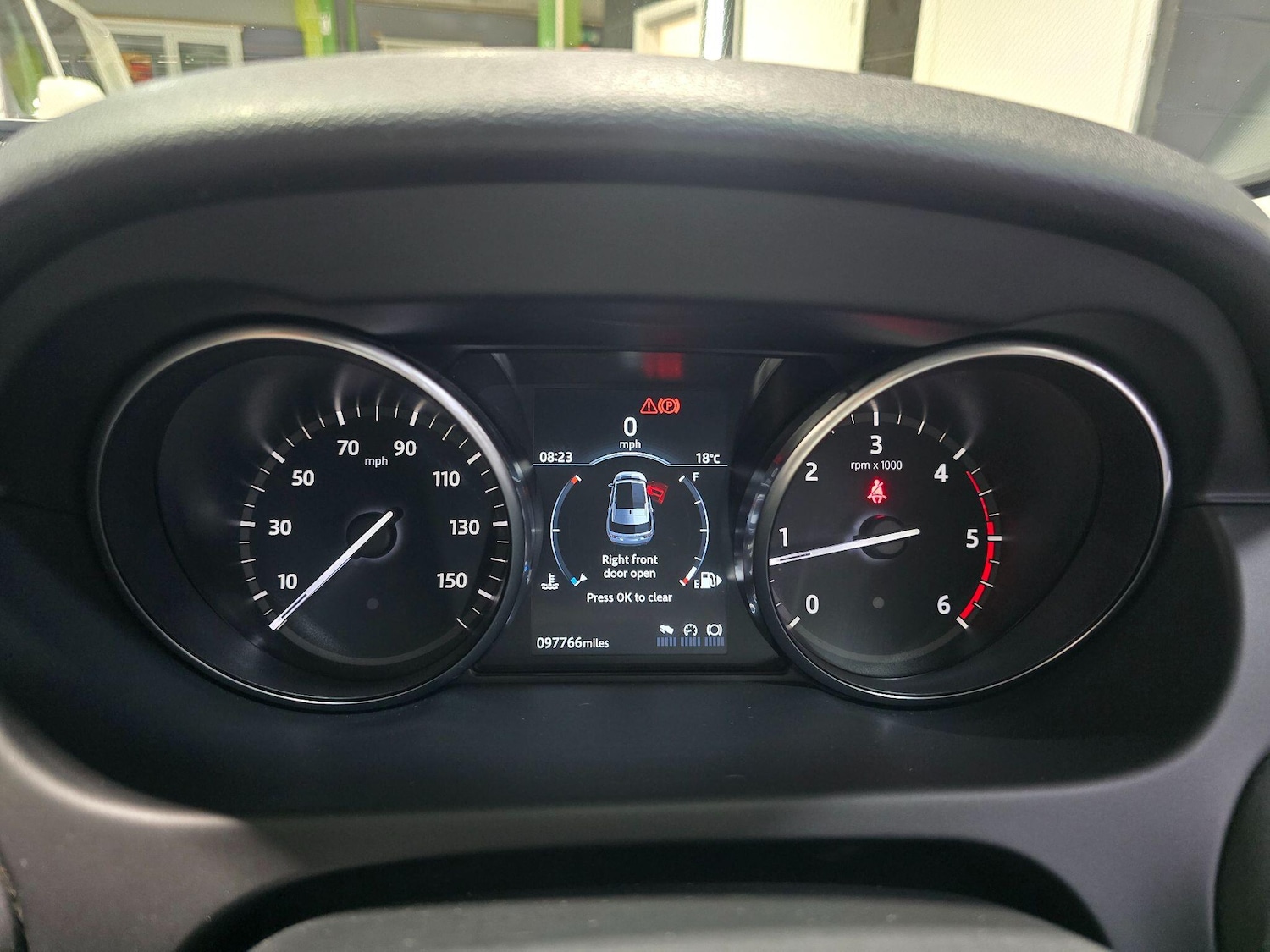 Used Land Rover Discovery Sport 2018 for sale - 76175397: Photo 23