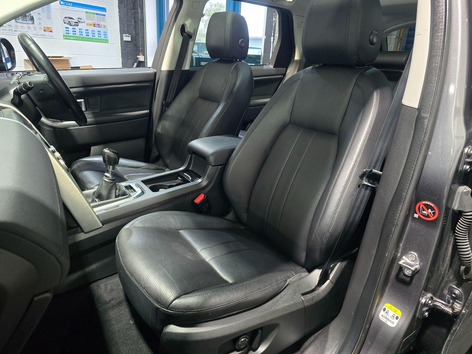 Used Land Rover Discovery Sport 2018 for sale - 76175397: Photo 33