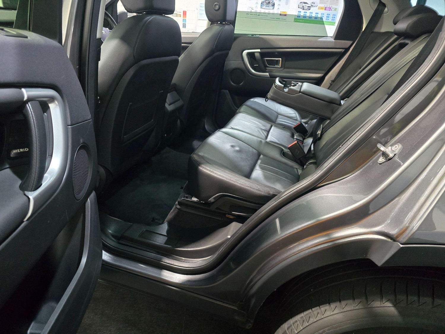 Used Land Rover Discovery Sport 2018 for sale - 76175397: Photo 35