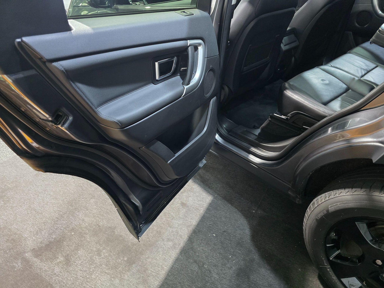 Used Land Rover Discovery Sport 2018 for sale - 76175397: Photo 37