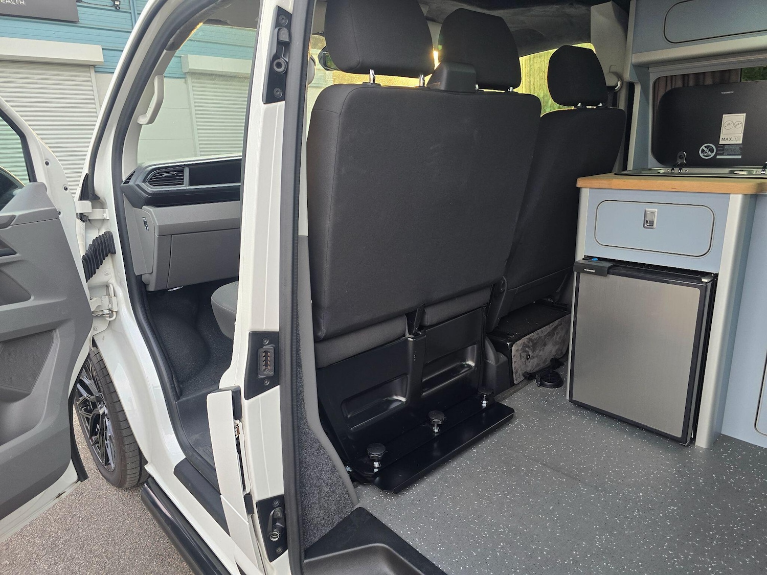 Vehicle 21