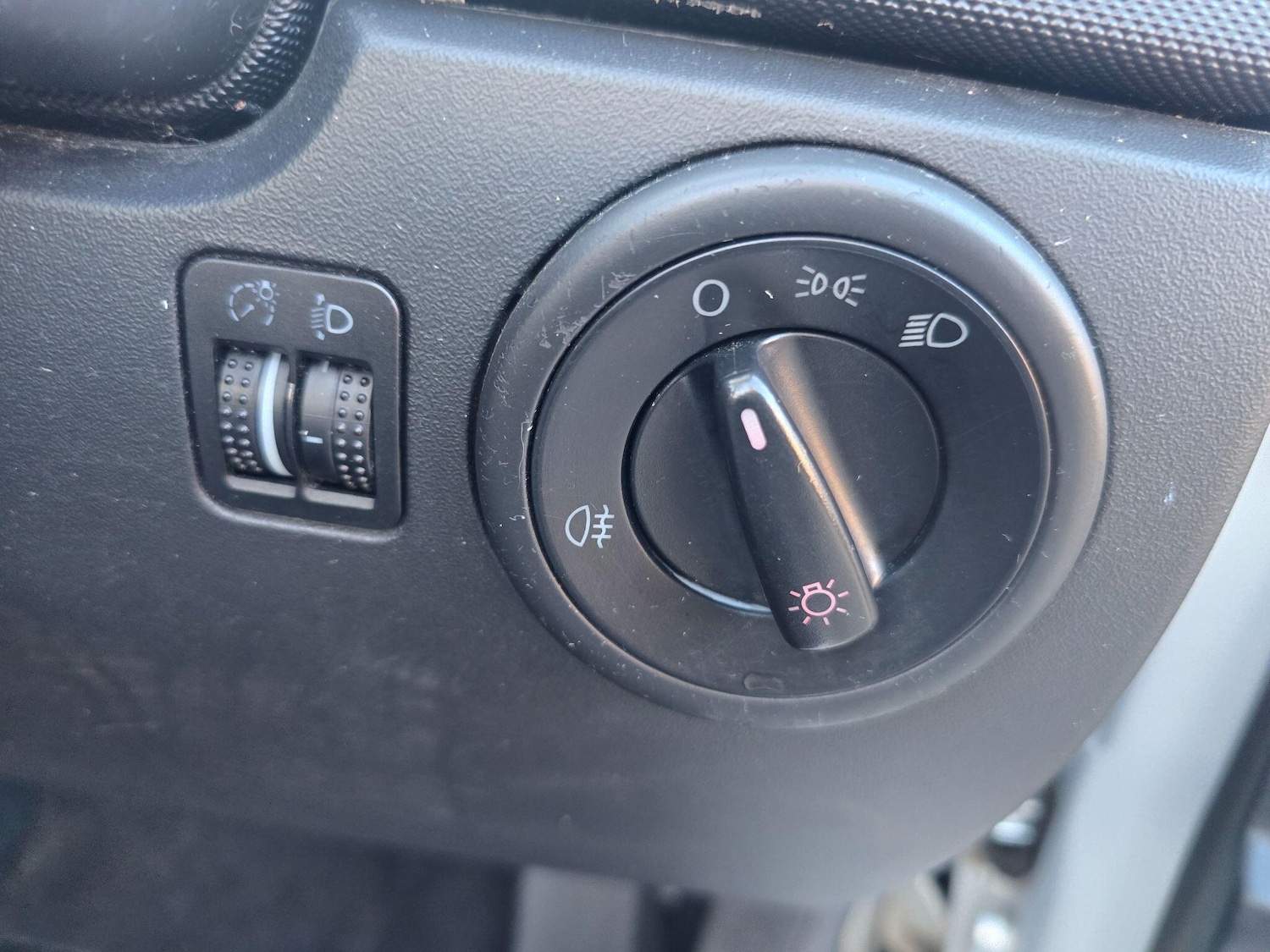 Used Volkswagen Beetle 2006 for sale - 76918554: Photo 26