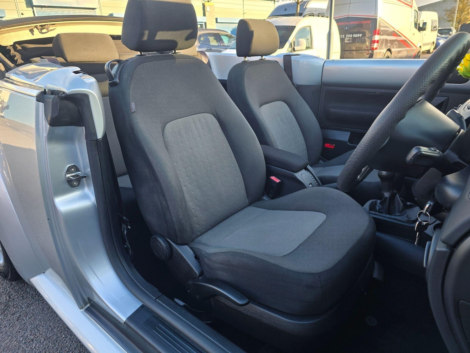 Used Volkswagen Beetle 2006 for sale - 76918554: Photo 5