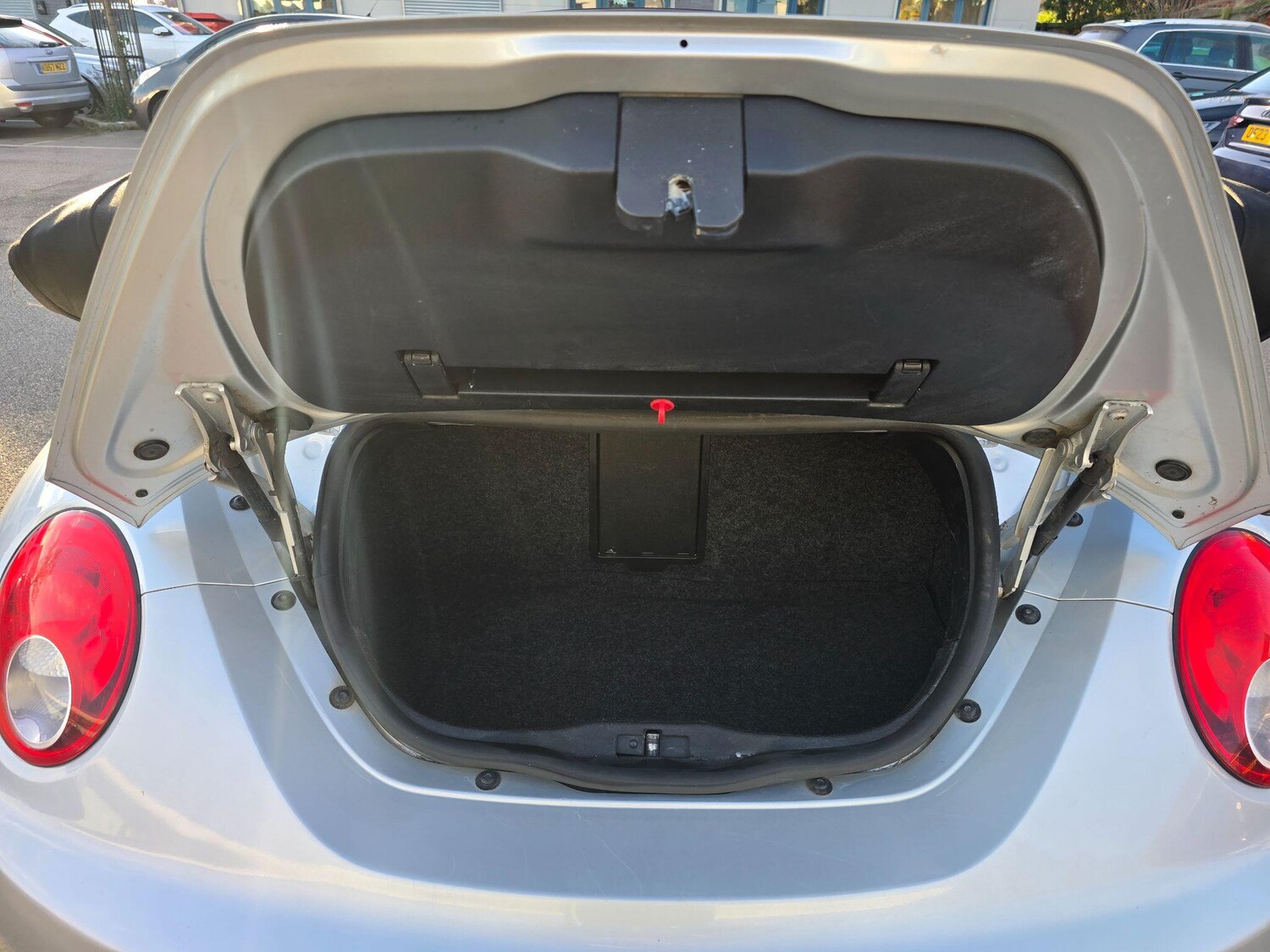 Used Volkswagen Beetle 2006 for sale - 76918554: Photo 54