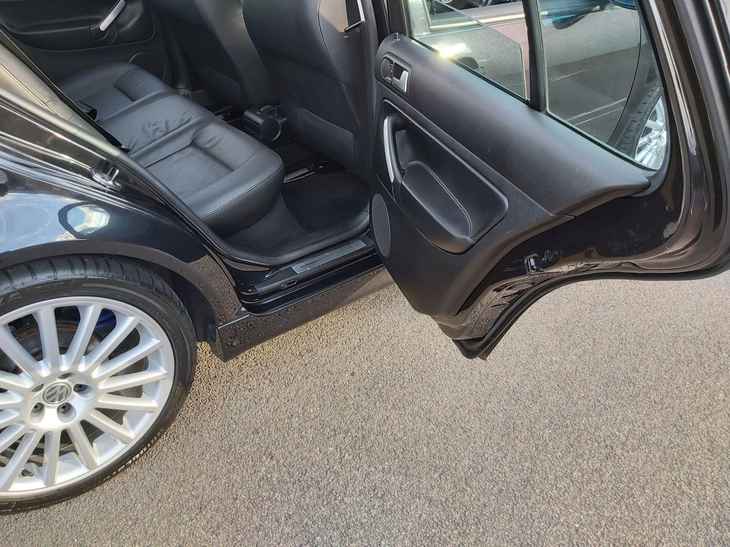 Used Volkswagen Golf 2020 for sale - 76122315: Photo 41