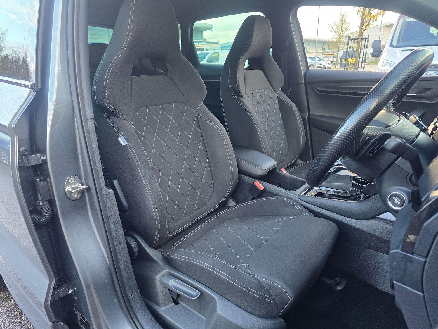 Used Skoda Karoq 2022 for sale - 76850412: Photo 3