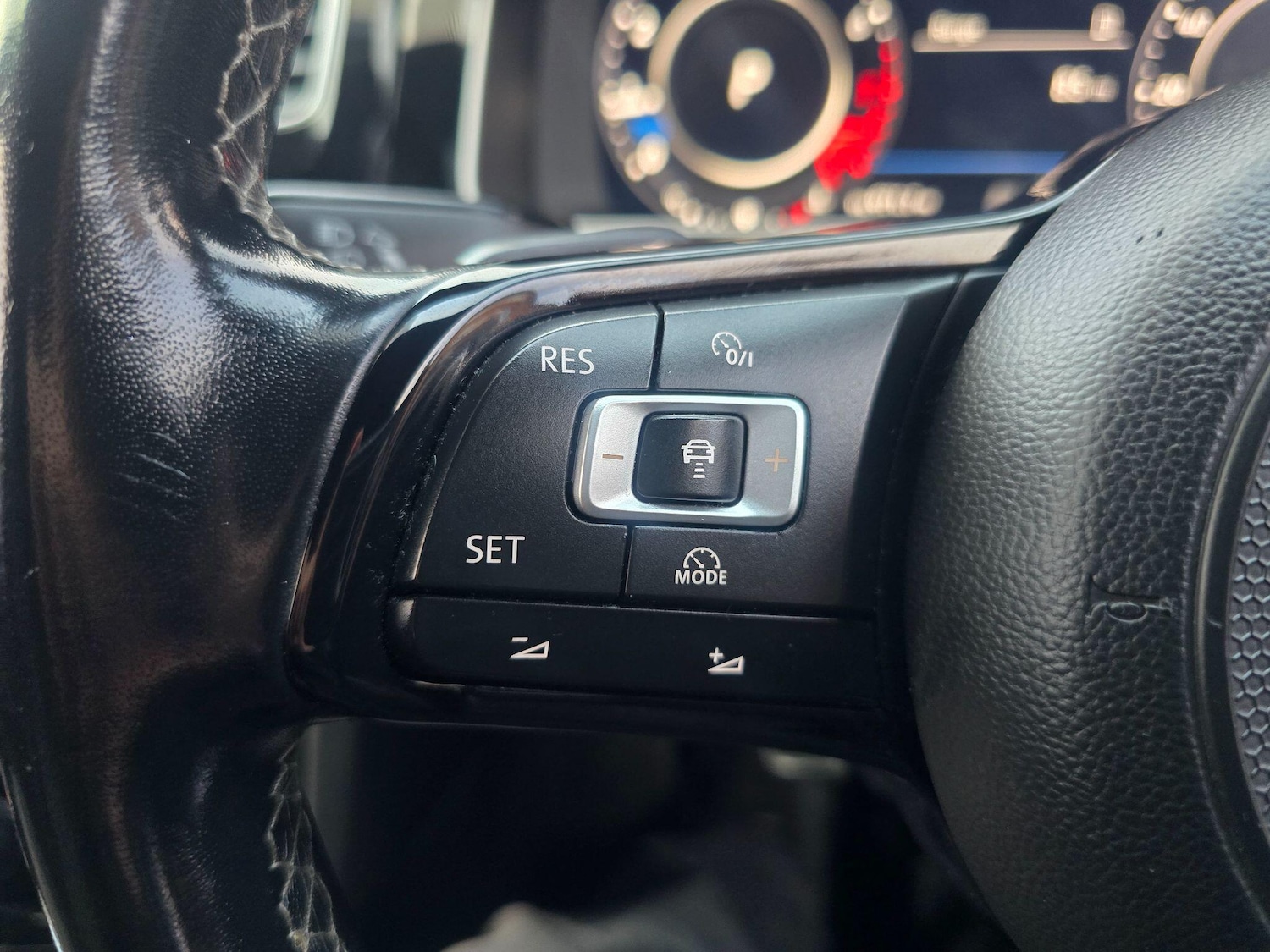 Used Volkswagen Golf 2018 for sale - 77229903: Photo 11