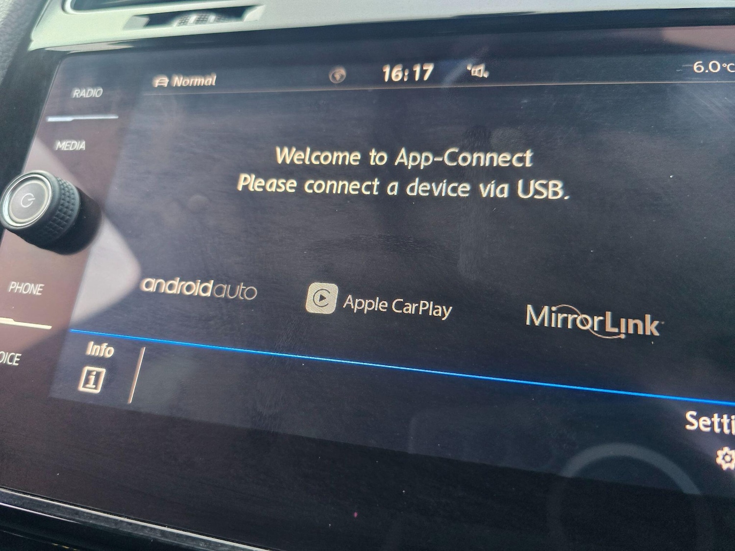 Used Volkswagen Golf 2018 for sale - 77229903: Photo 17