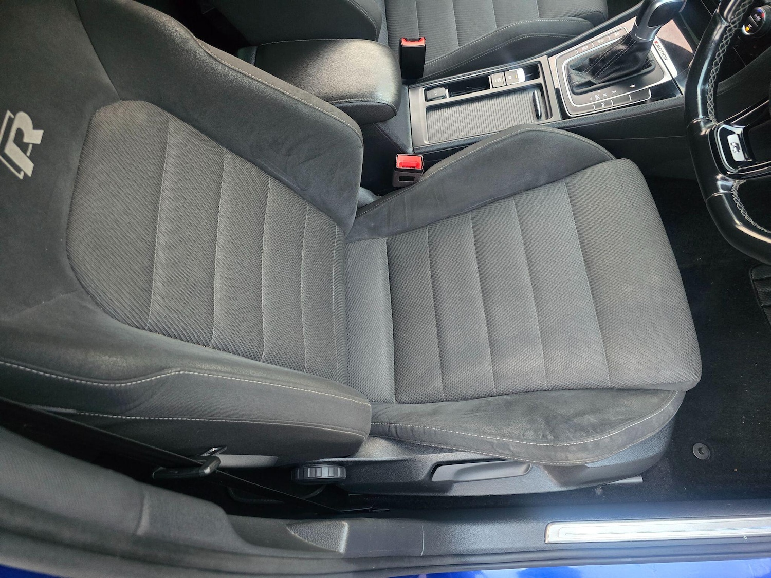 Used Volkswagen Golf 2018 for sale - 77229903: Photo 37