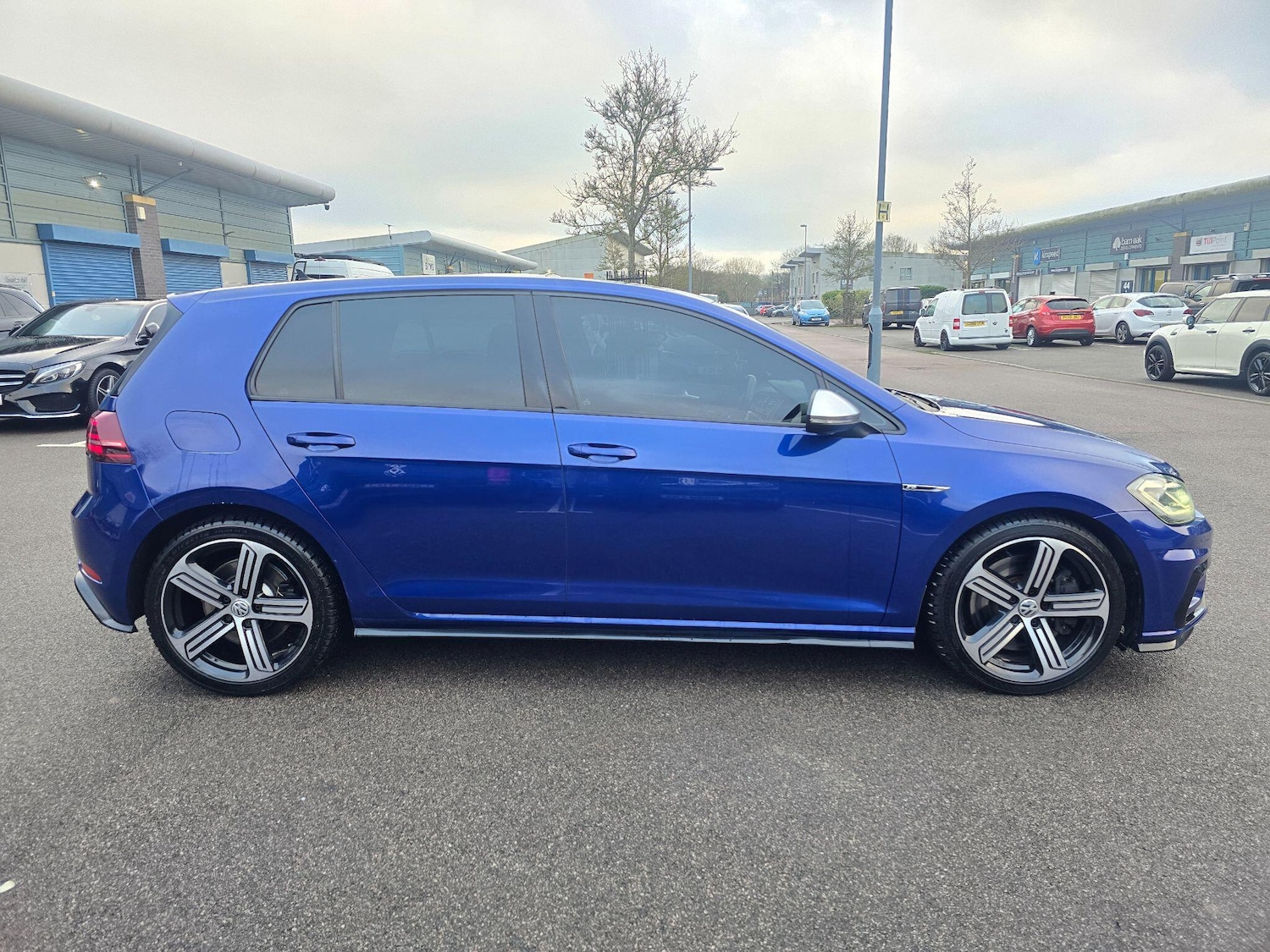 Used Volkswagen Golf 2018 for sale - 77229903: Photo 5