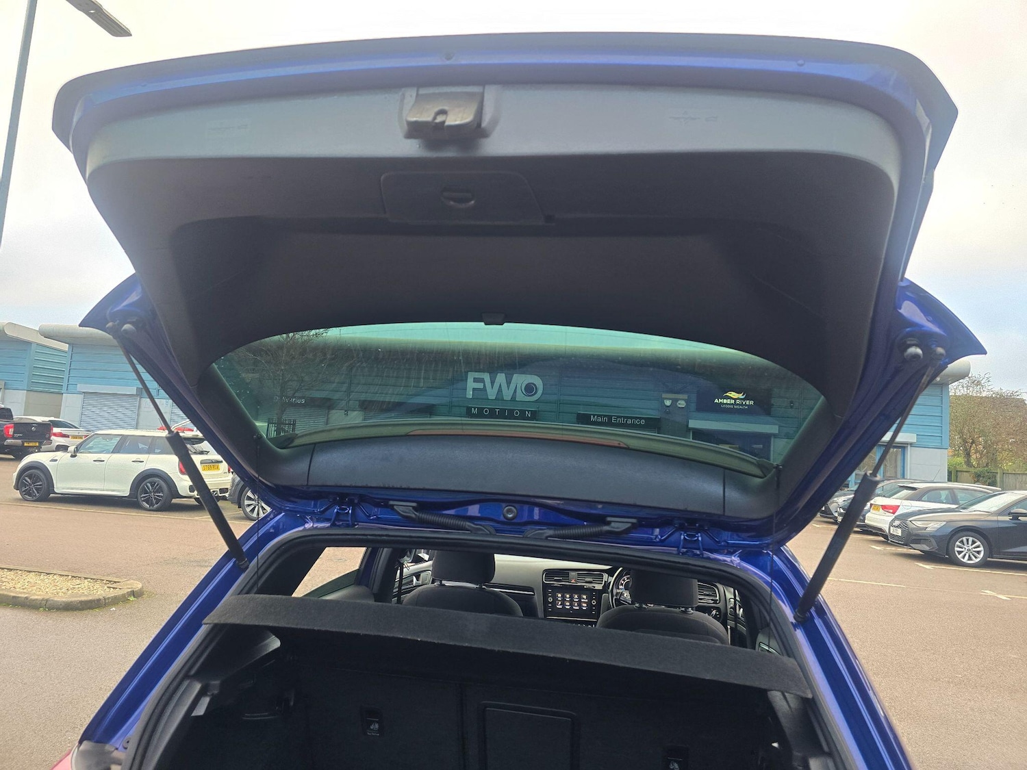 Used Volkswagen Golf 2018 for sale - 77229903: Photo 58