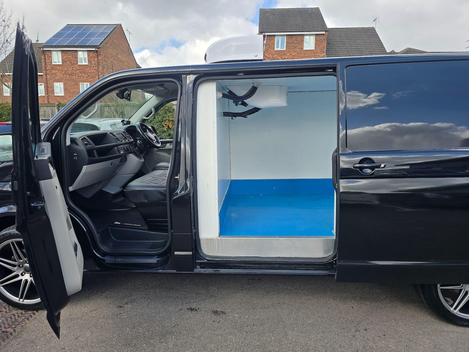 Used Volkswagen Transporter 2017 for sale - 78185365: Photo 7