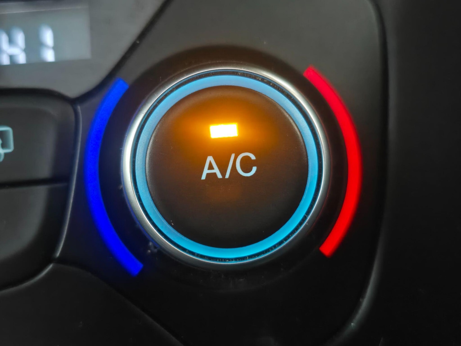 Used Ford Grand Tourneo Connect 2019 for sale - 76666798: Photo 22