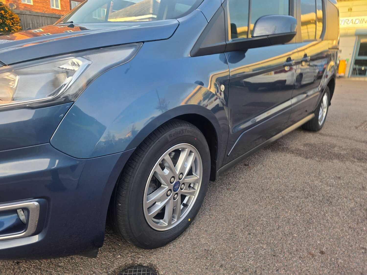 Used Ford Grand Tourneo Connect 2019 for sale - 76666798: Photo 48