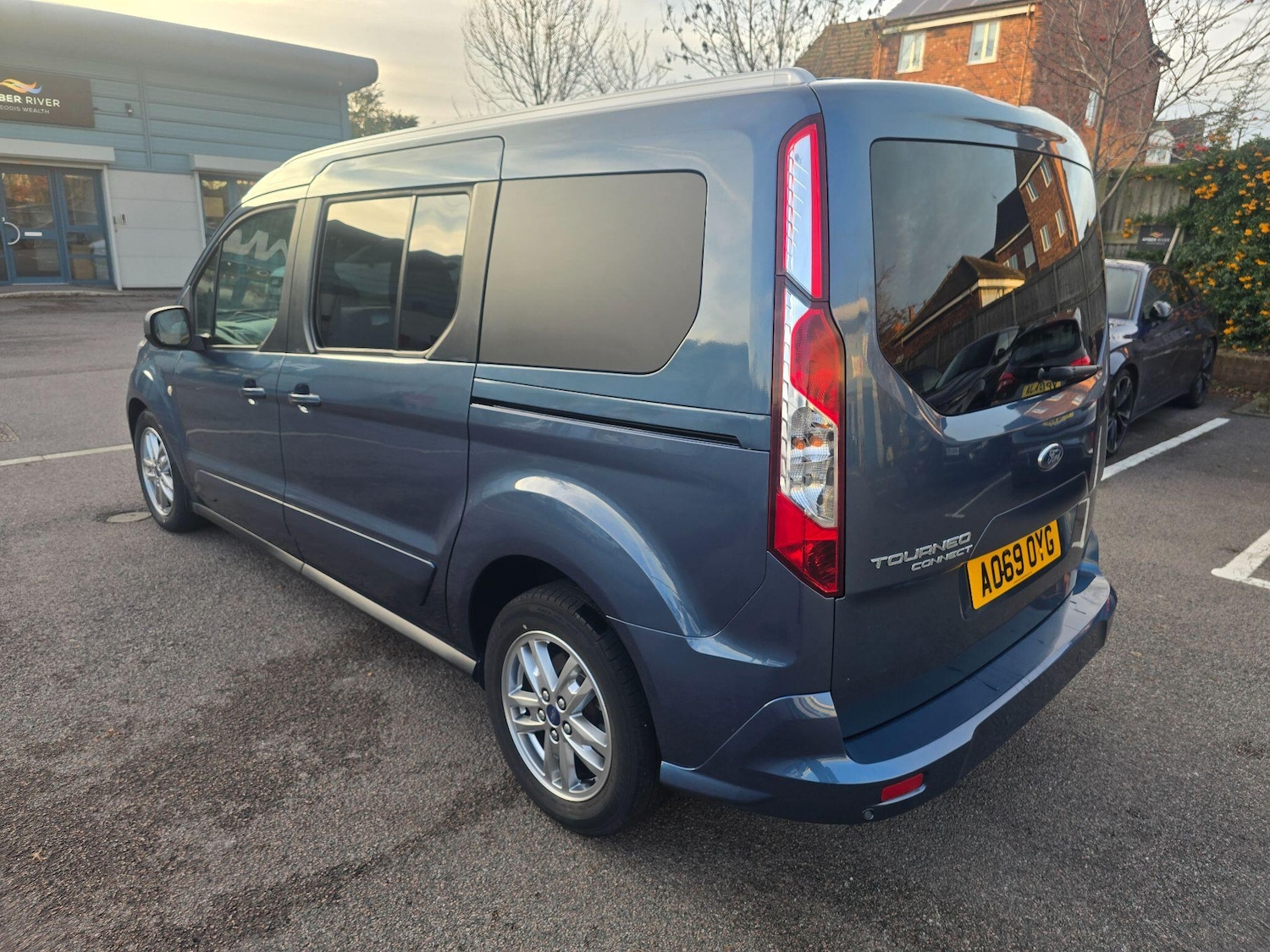 Used Ford Grand Tourneo Connect 2019 for sale - 76666798: Photo 8