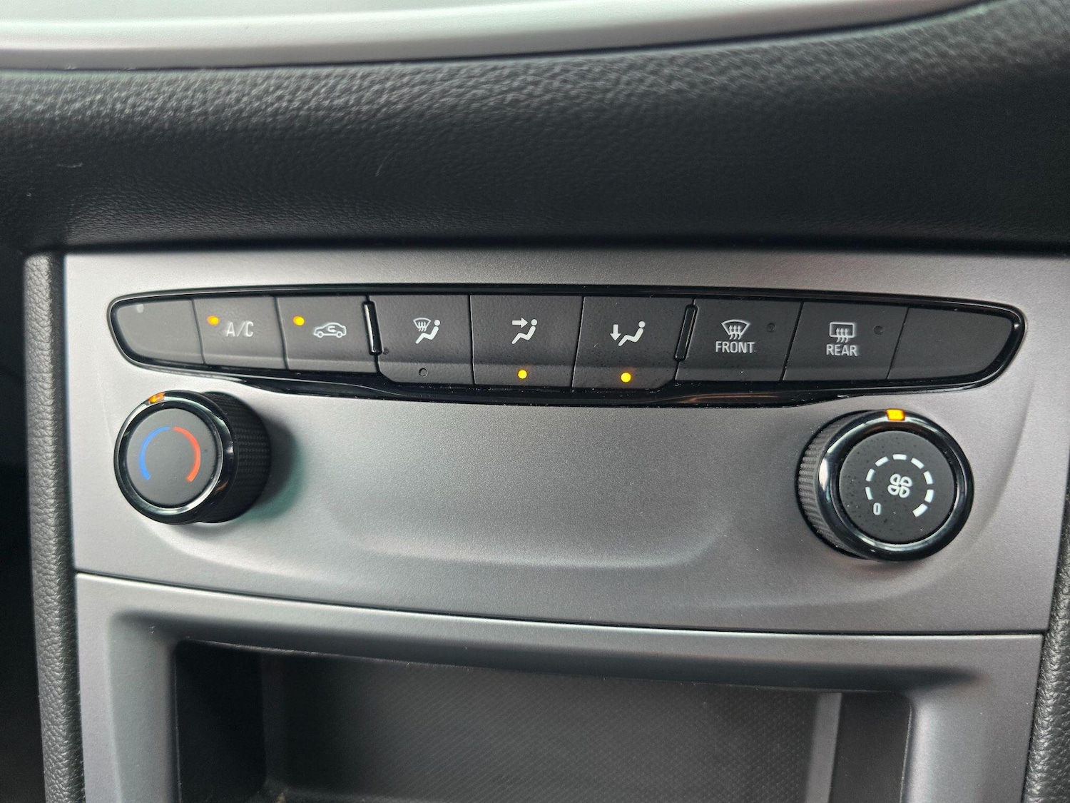 Used Vauxhall Astra 2020 for sale - 77625977: Photo 19