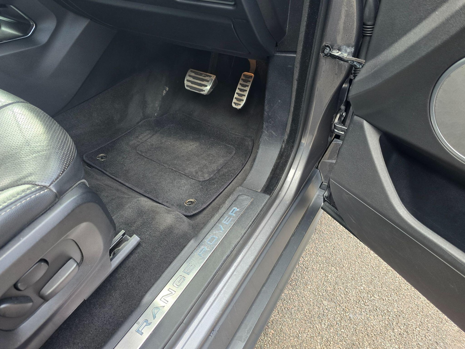 Used Land Rover Range Rover Evoque 2015 for sale - 76899653: Photo 35