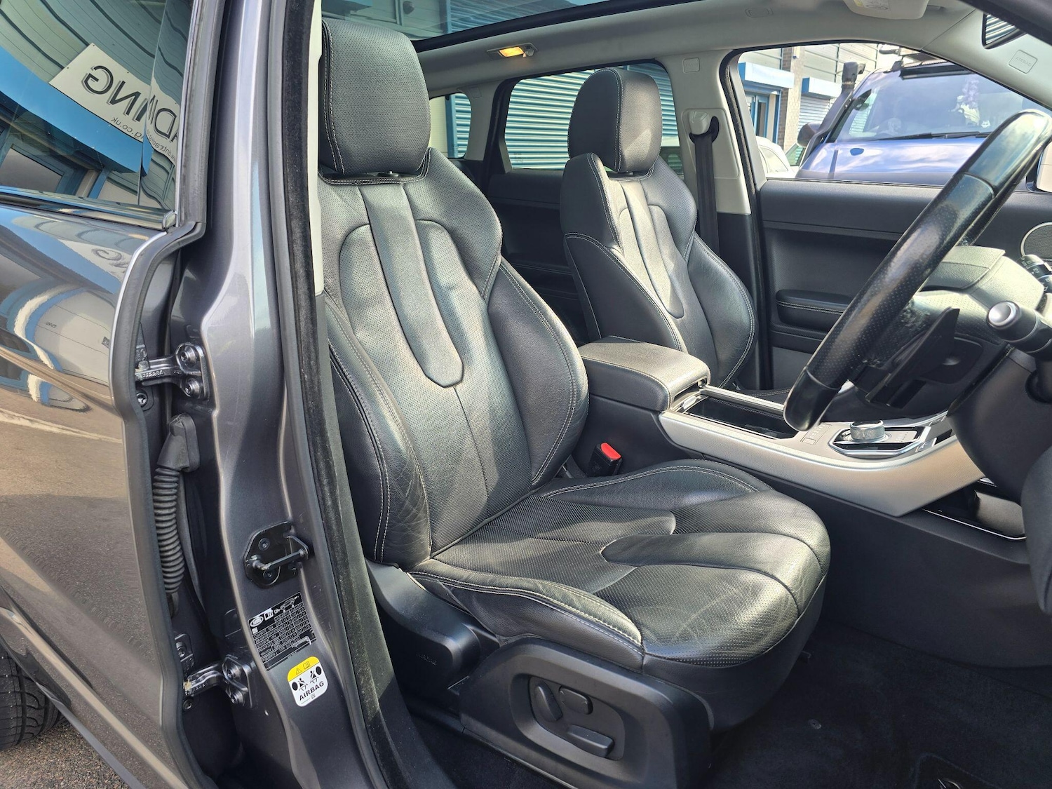 Used Land Rover Range Rover Evoque 2015 for sale - 76899653: Photo 6