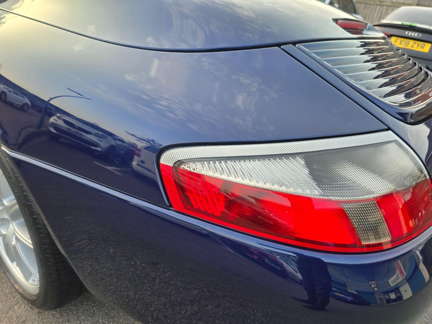 Used Porsche 911 2001 for sale - 76511946: Photo 90