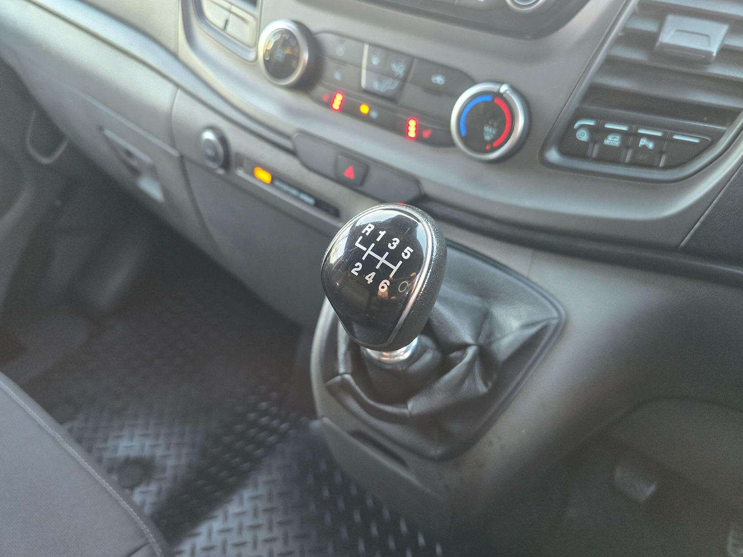 Used Ford Transit Custom 2020 for sale - 77015618: Photo 21