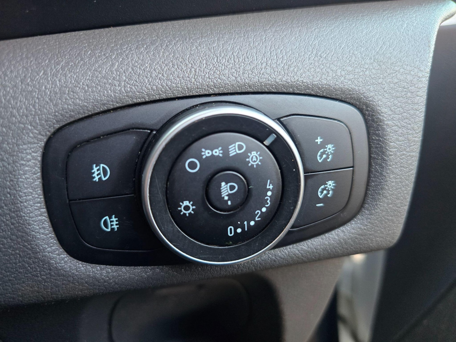 Used Ford Transit Custom 2020 for sale - 77015618: Photo 25