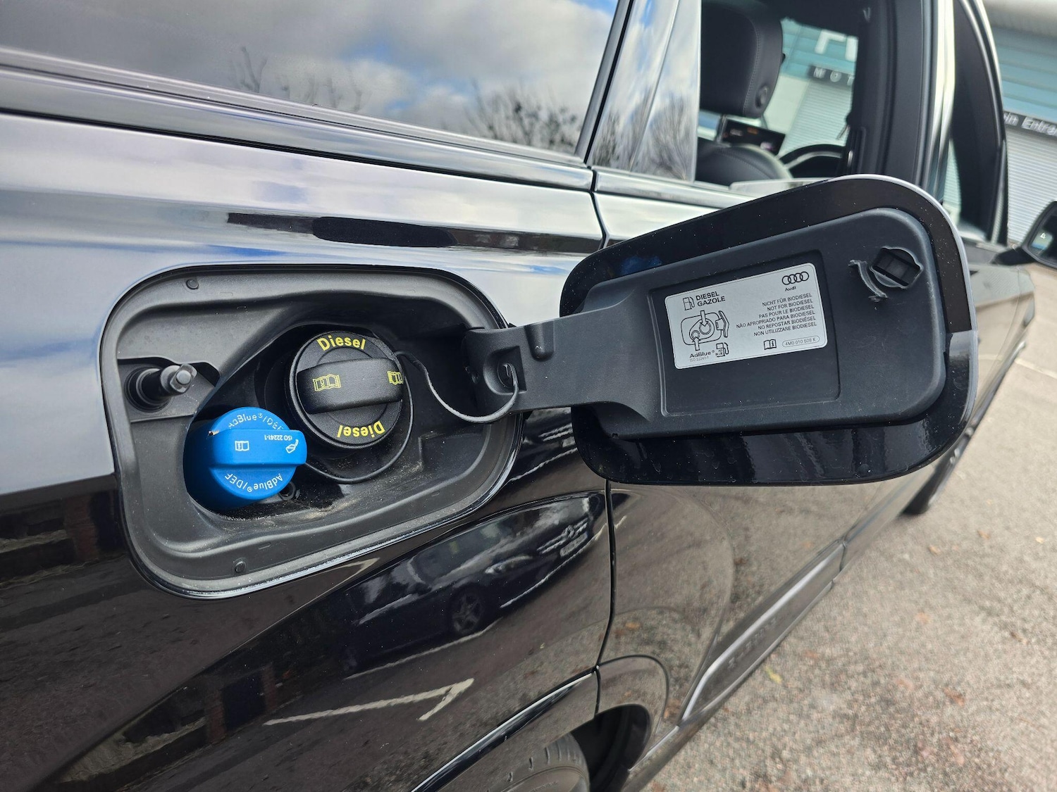 Used Audi Q7 2017 for sale - 76992126: Photo 74