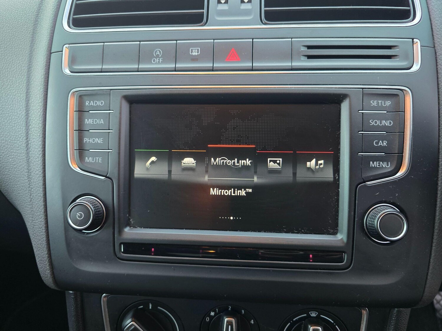 Used Volkswagen Polo 2015 for sale - 77484450: Photo 16