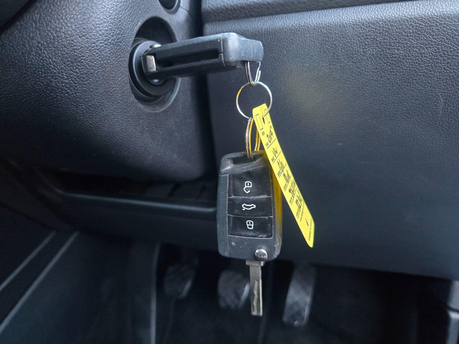 Used Volkswagen Polo 2015 for sale - 77484450: Photo 23