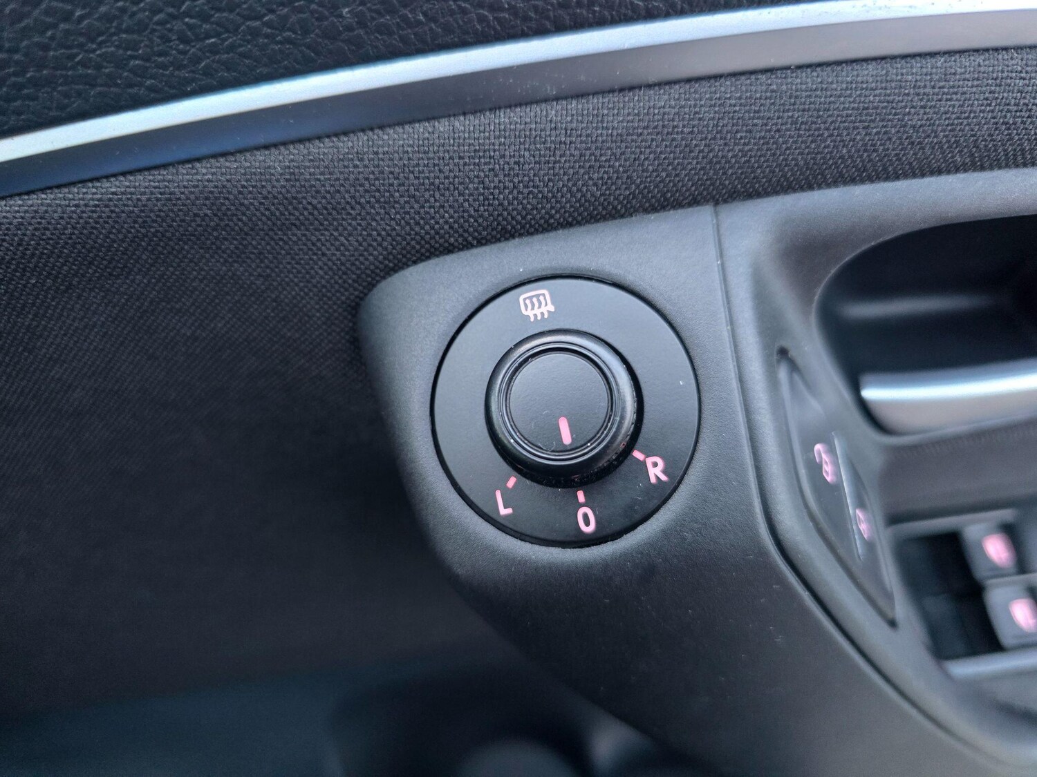 Used Volkswagen Polo 2015 for sale - 77484450: Photo 25