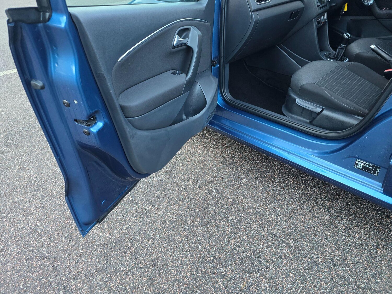 Used Volkswagen Polo 2015 for sale - 77484450: Photo 39