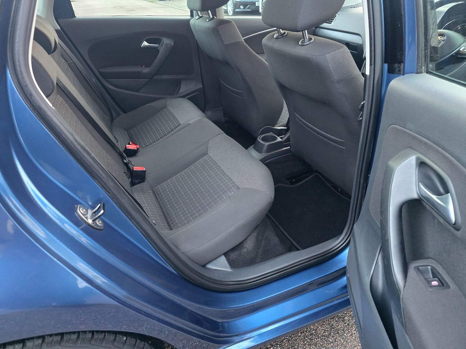 Used Volkswagen Polo 2015 for sale - 77484450: Photo 47