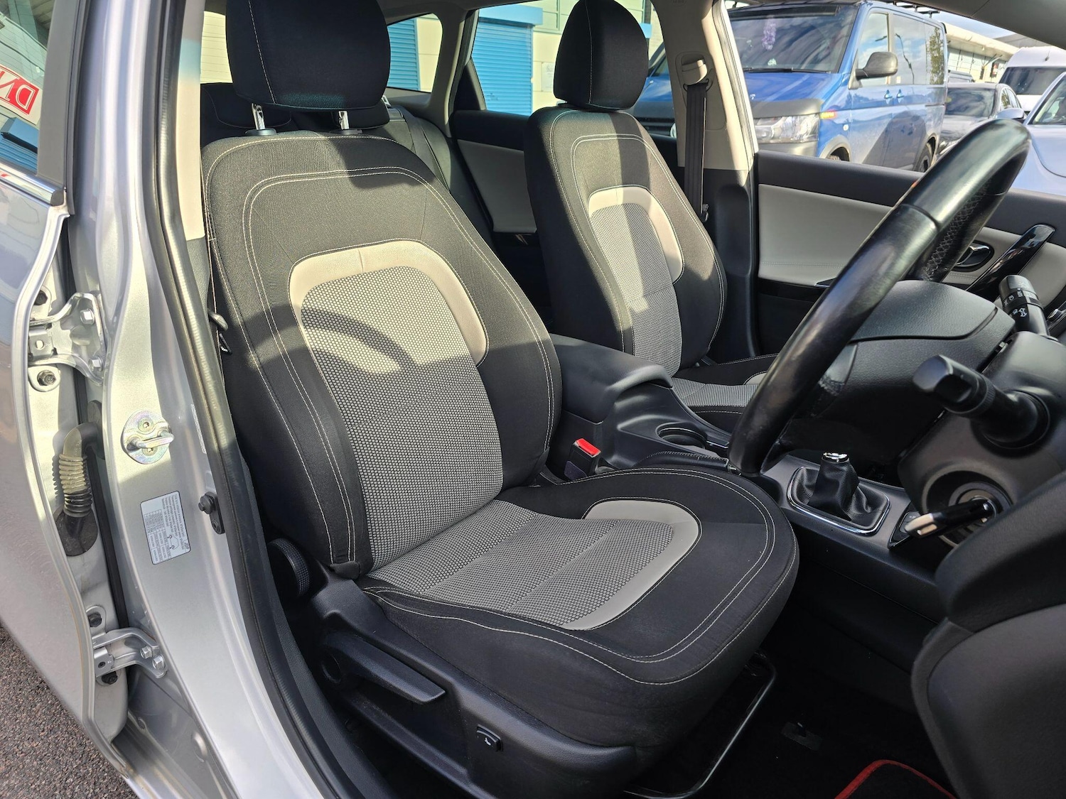 Used Kia Ceed 2017 for sale - 76349438: Photo 29