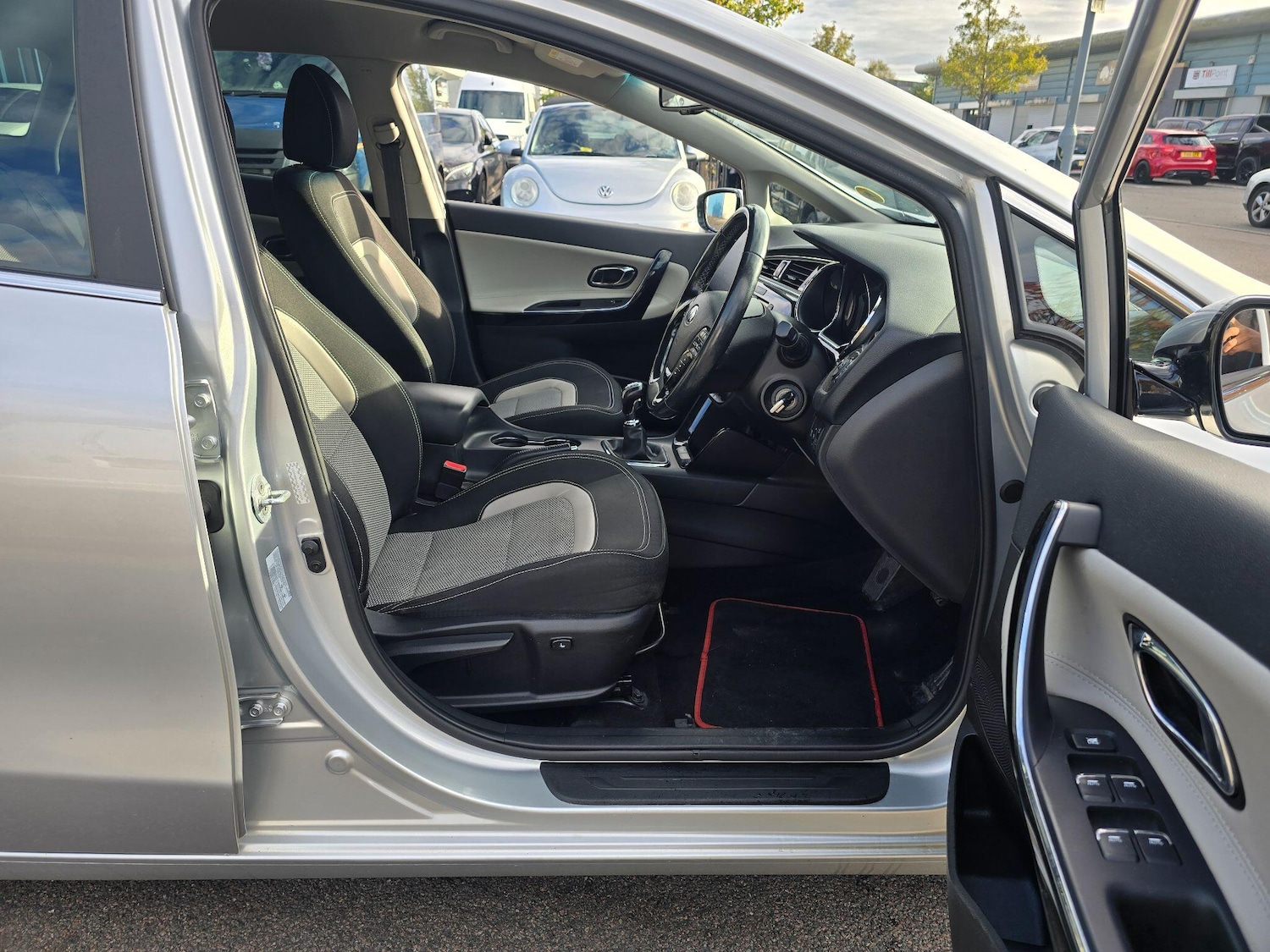 Used Kia Ceed 2017 for sale - 76349438: Photo 30