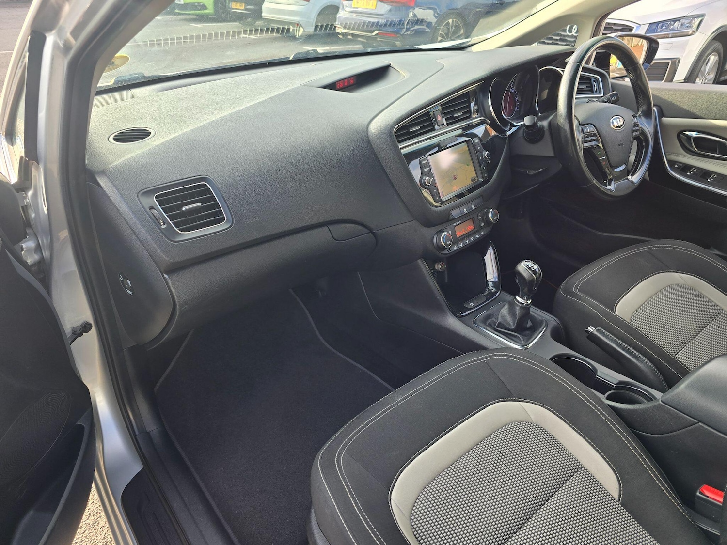 Used Kia Ceed 2017 for sale - 76349438: Photo 36