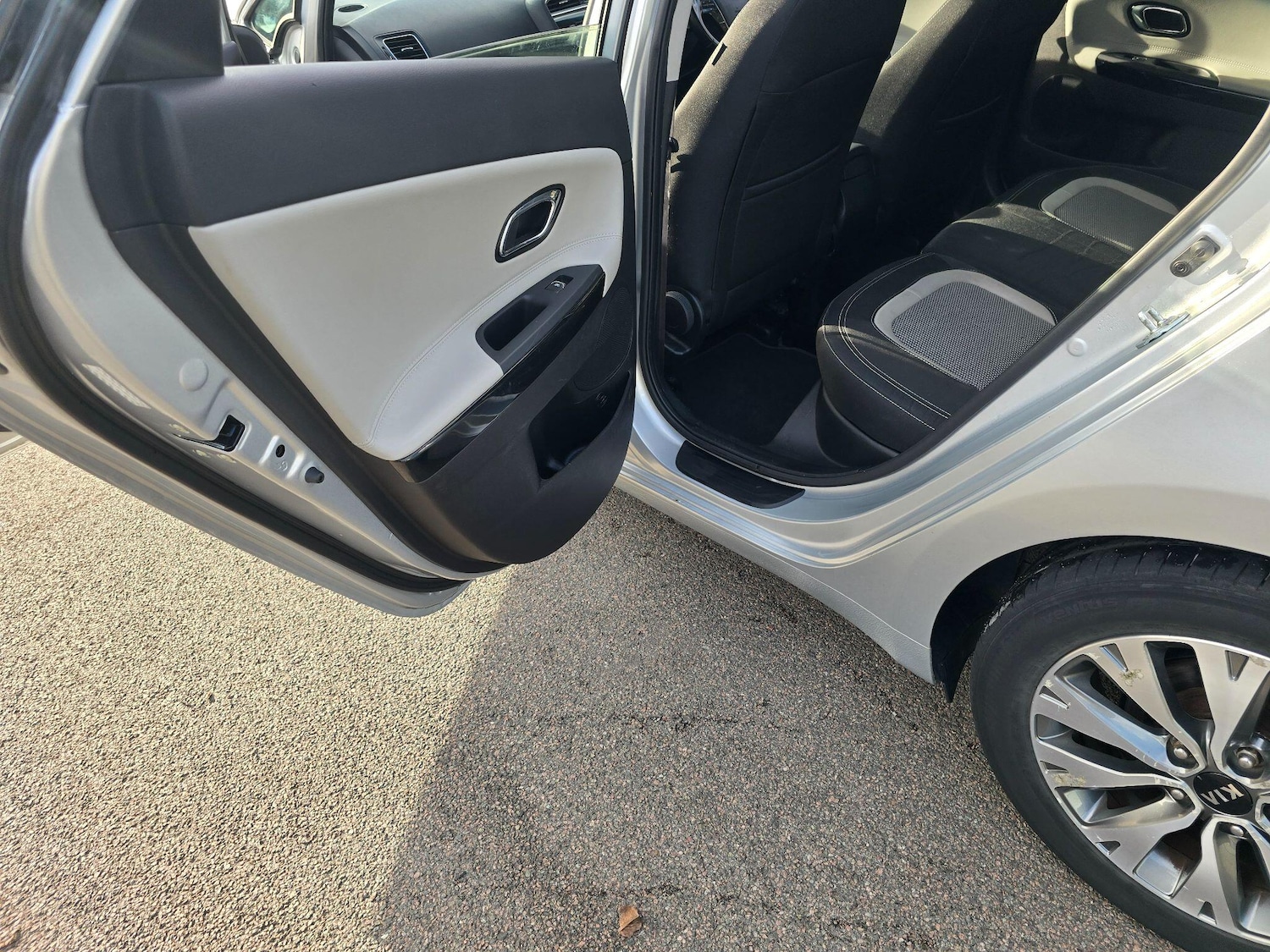 Used Kia Ceed 2017 for sale - 76349438: Photo 48
