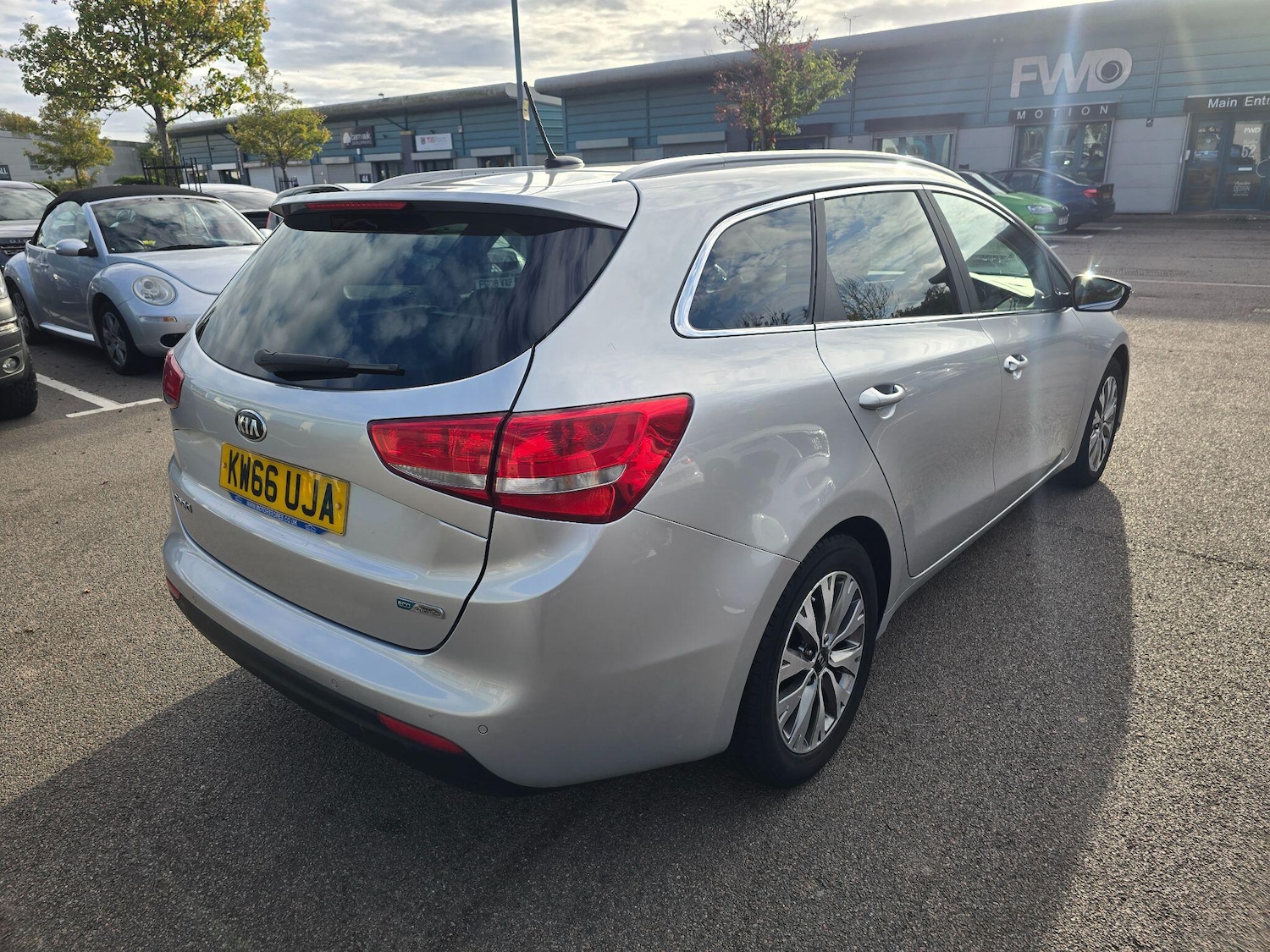 Used Kia Ceed 2017 for sale - 76349438: Photo 8