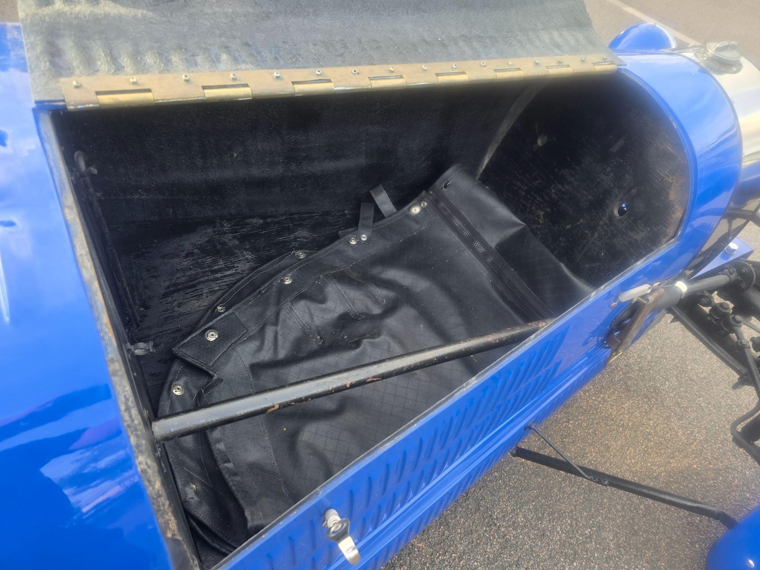 Vehicle 19