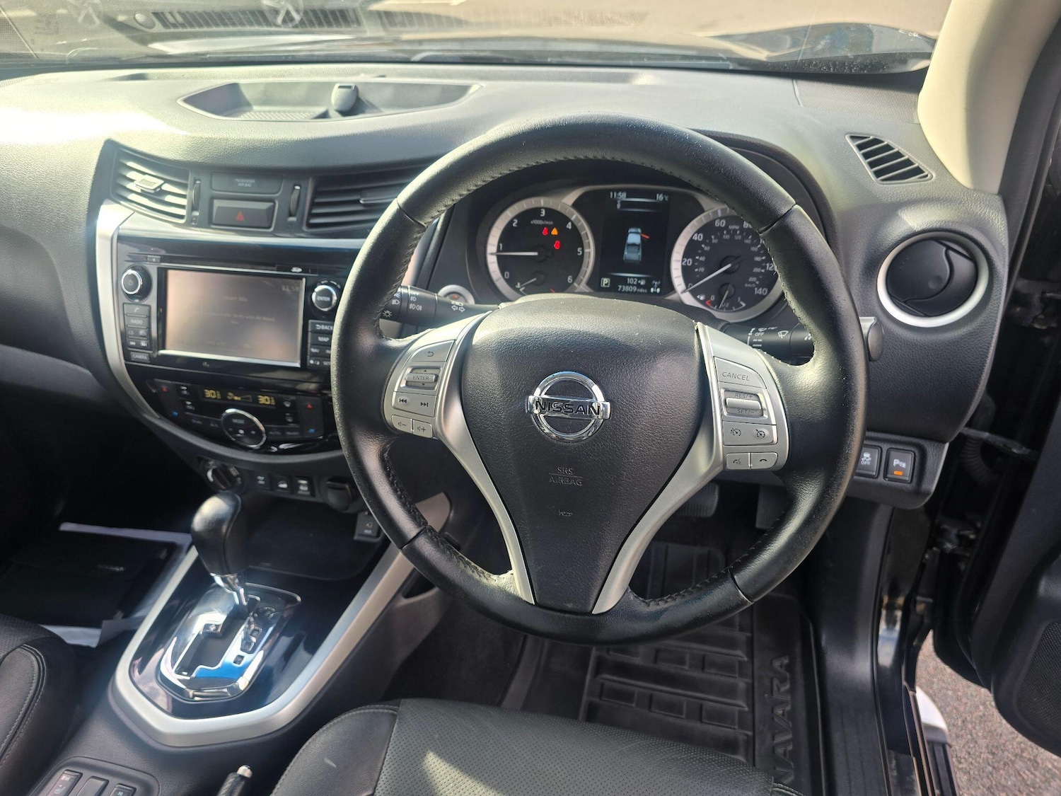 Used Nissan Navara for sale - 77658137: Photo 11