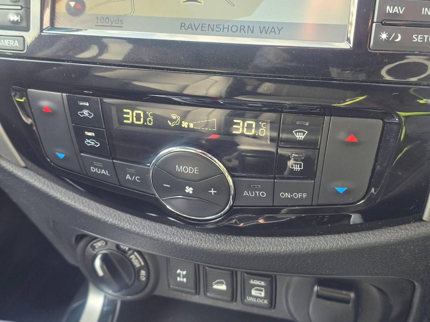 Used Nissan Navara for sale - 77658137: Photo 16