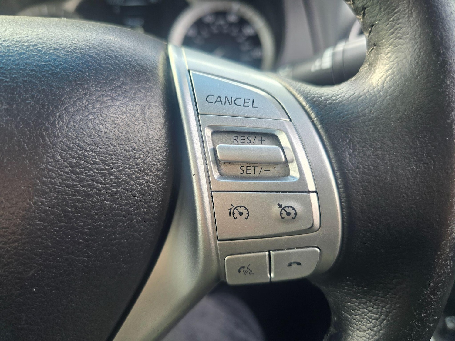 Used Nissan Navara for sale - 77658137: Photo 25