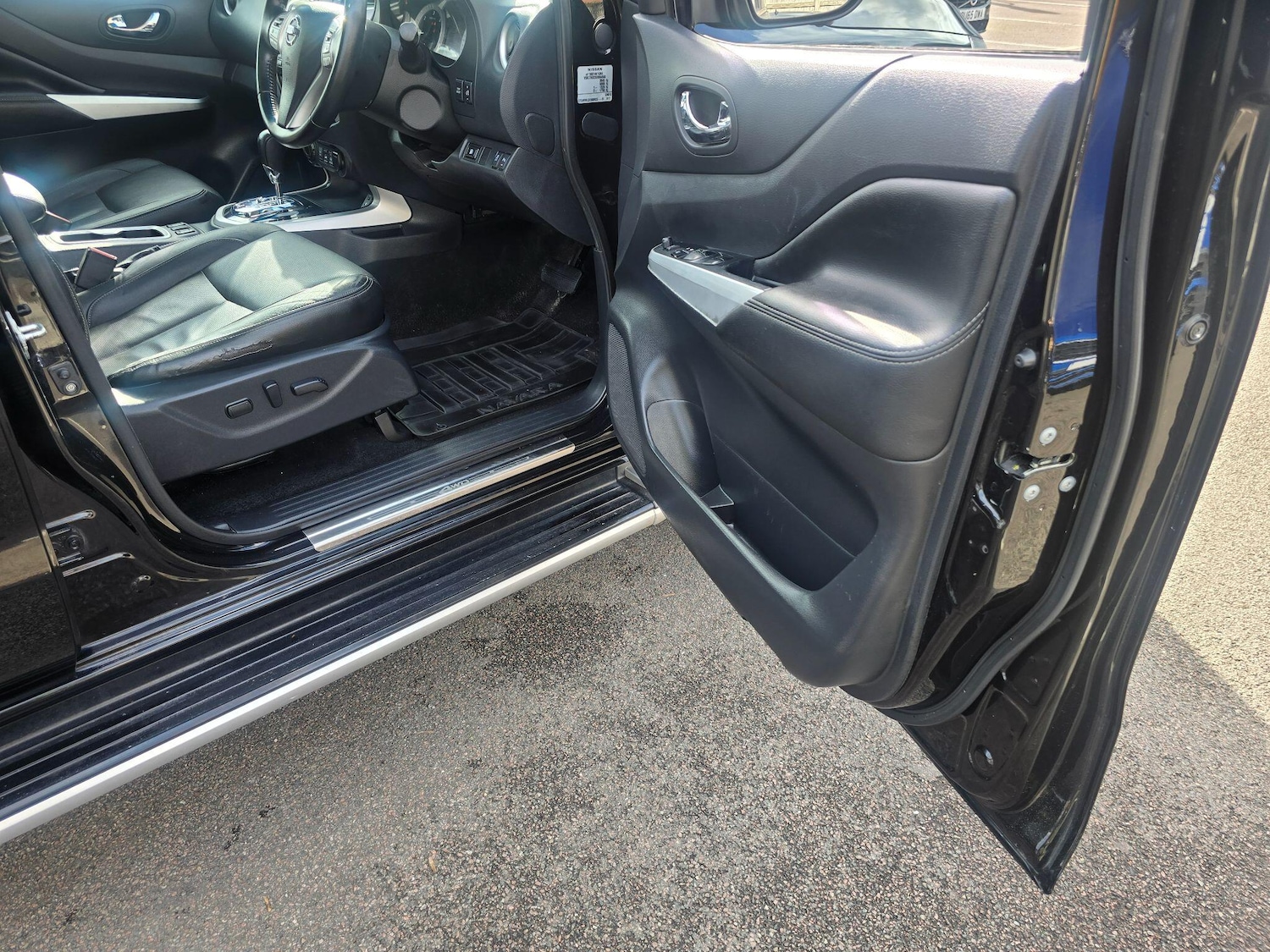 Used Nissan Navara for sale - 77658137: Photo 35