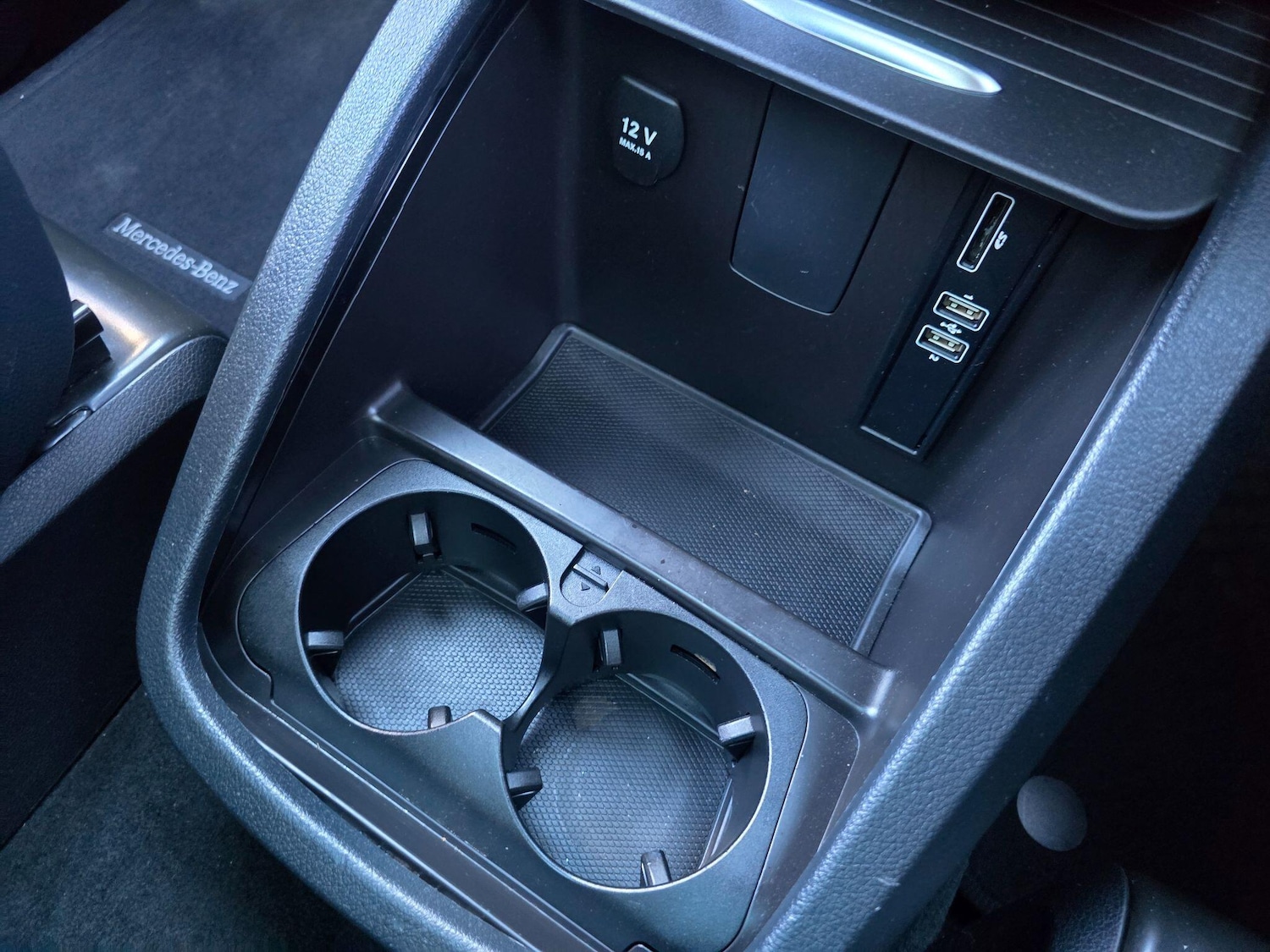 Used Mercedes-Benz V-Class 2025 for sale - 76990187: Photo 24